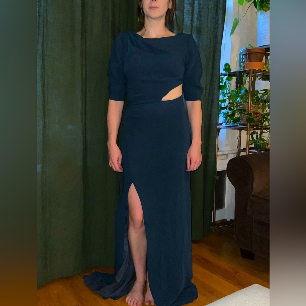 NWOT. Cinq à Sept Gwynth Gown